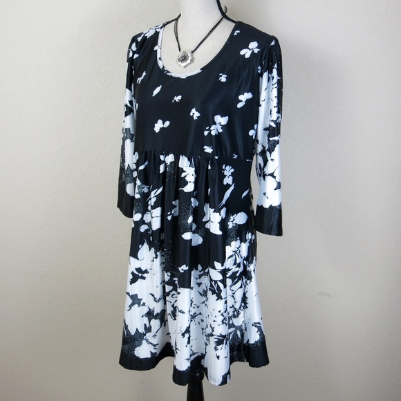 White Empire Dress Size 1X
